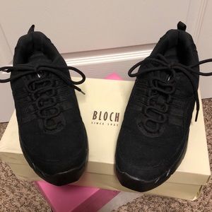 Bloch Canvas “Boost” Split Sole Dance Sneakers